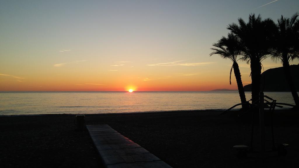 Apartamento Con Vista Al Mar A 3 Minutos De La Playa! Spacious Beach Apartment 3 Min To The Beach La Herradura  Buitenkant foto